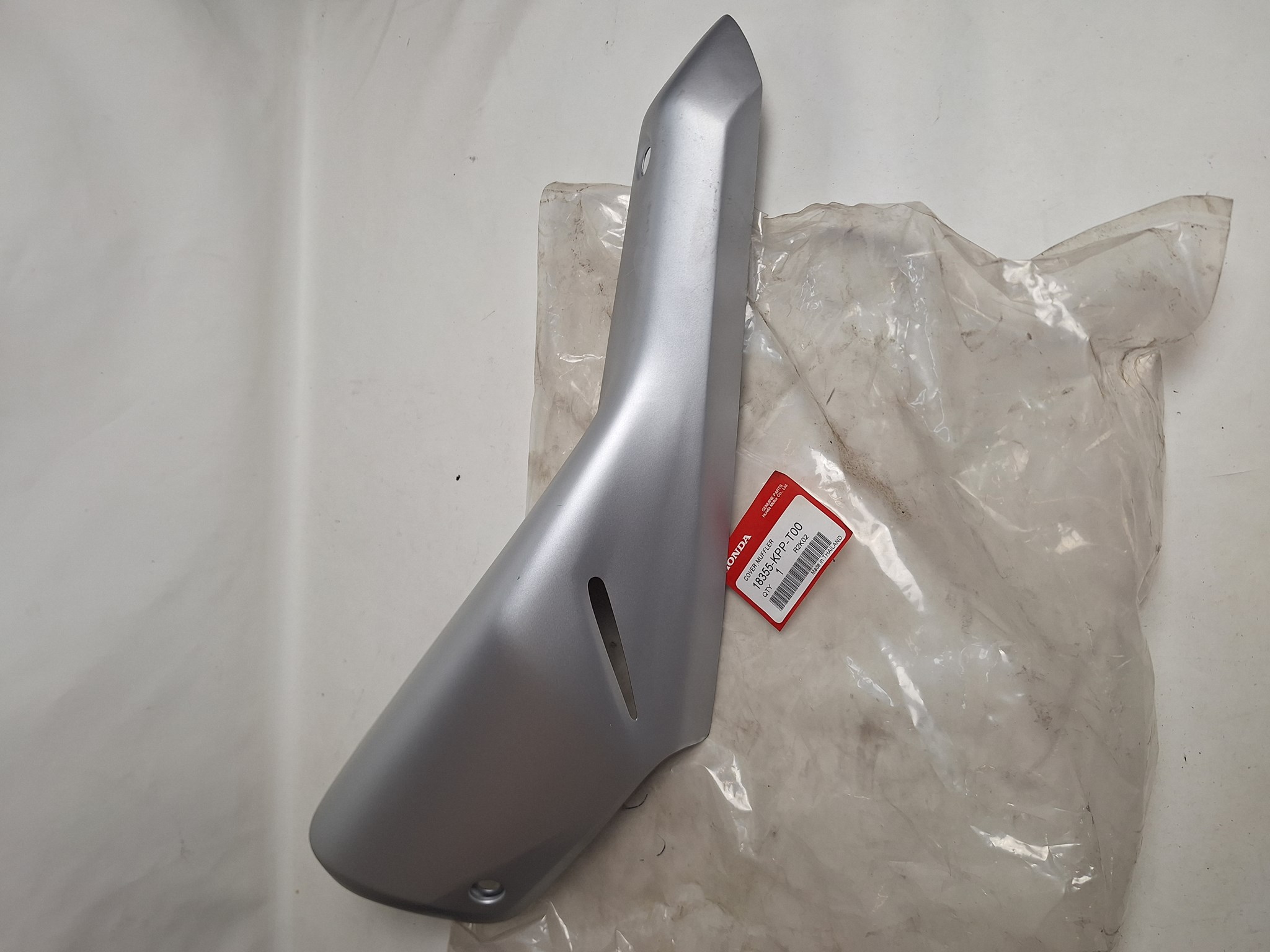 Picture of DECKEL, AUSPUFFTOPF  18355-KPP-T00  